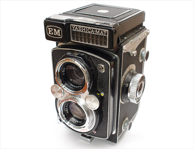 Yashica-Mat-LM-Gear-Patrol-Final